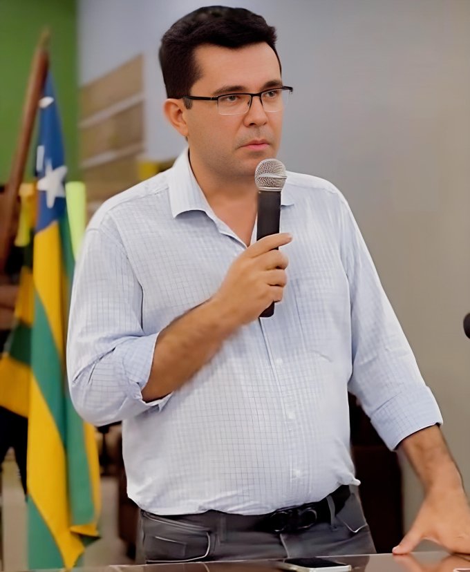 Dr. Fábio Oliveira Lidera Pesquisas em Itapaci para Sucessão em 2024