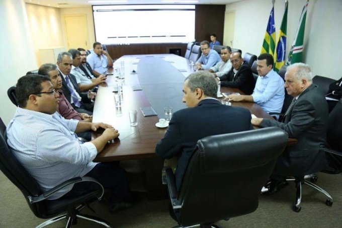 Prefeito PlÃ­nio Paiva leva demandas ao vice-governador JosÃ© Eliton