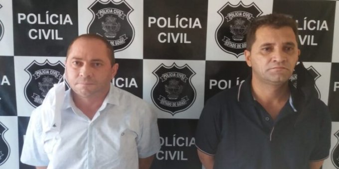 Suspeitos de estelionato sÃ£o presos em JaraguÃ¡ apÃ³s oferecerem R$ 10 mil para evitar investigaÃ§Ã£o